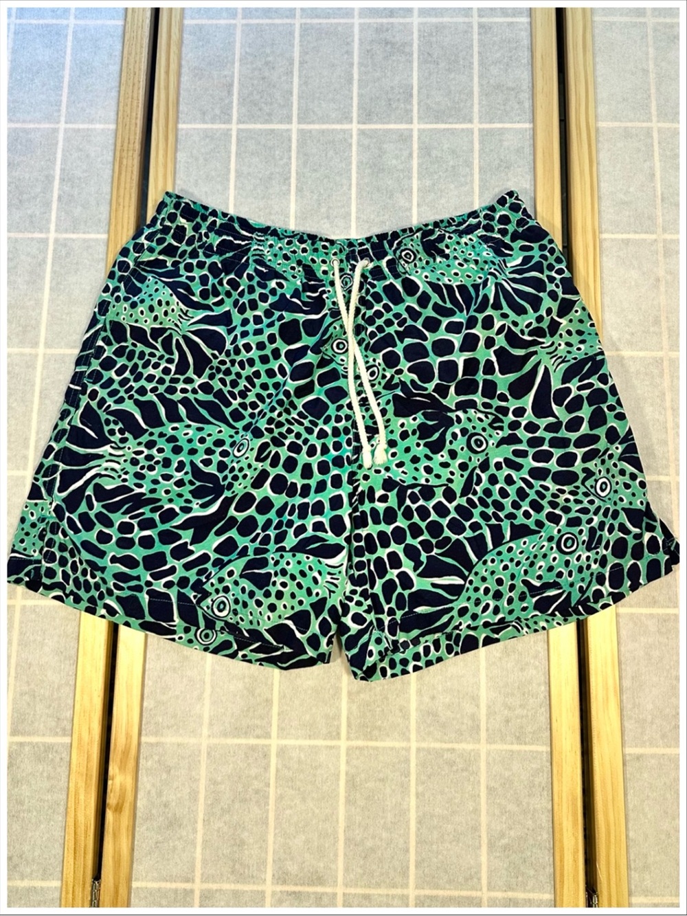 Lilly Pulitzer Men’s Capri Trunk Sea Turtle Swim Shorts ~ Size M ~ Item #12